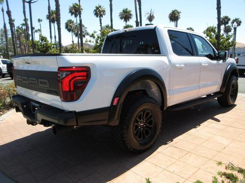 Oxford White 2026 Ford F-150 Raptor