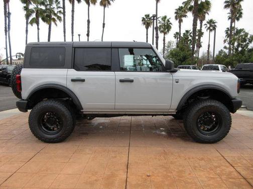 Avalanche Gray 2026 Ford Bronco Big Bend