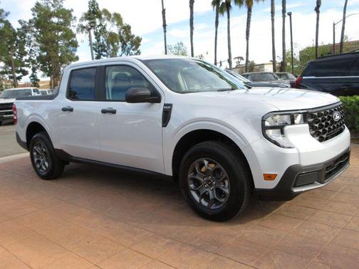 Space White Metallic 2026 Ford Maverick XLT