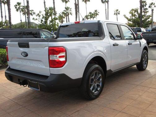 Space White Metallic 2026 Ford Maverick XLT