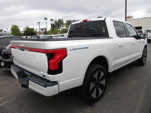 Star White Metallic Tri-Coat 2023 Ford F-150 Lightning Platinum
