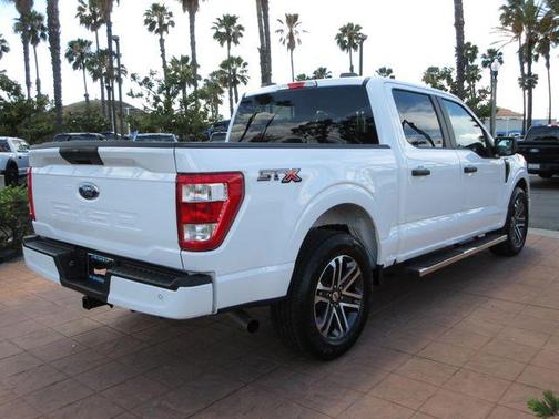 Oxford White 2022 Ford F-150 XL