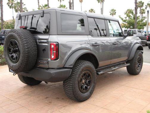 Carbonized Gray Metallic 2024 Ford Bronco Wildtrak