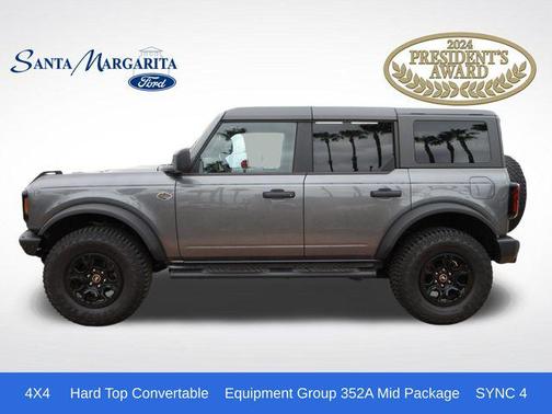 Carbonized Gray Metallic 2024 Ford Bronco Wildtrak