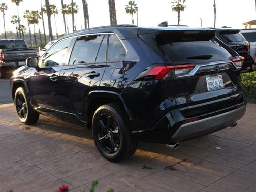 2020 Toyota RAV4 XSE