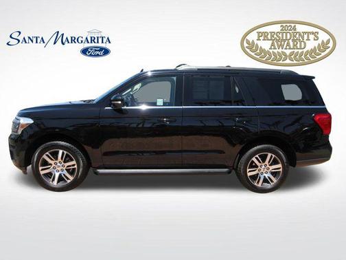 Agate Black Metallic 2024 Ford Expedition XLT