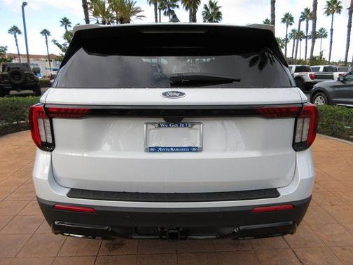 Space White Metallic 2026 Ford Explorer ST-Line