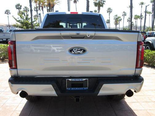 Iconic Silver Metallic 2026 Ford F-150 Lariat