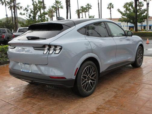 Glacier Gray Metallic TriCoat 2026 Ford Mustang Mach-E Premium