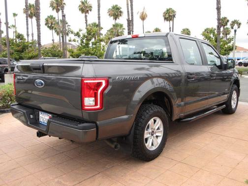 Magnetic Metallic 2017 Ford F-150 XL