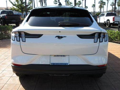 Star White Metallic Tri-Coat 2026 Ford Mustang Mach-E Select