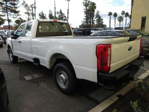 Oxford White 2026 Ford F-250 XL