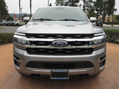 2023 Ford Expedition LIMITED