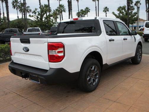 Oxford White 2026 Ford Maverick XLT
