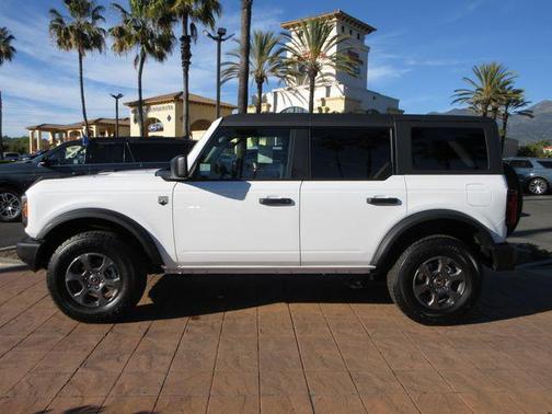 Oxford White 2026 Ford Bronco Big Bend