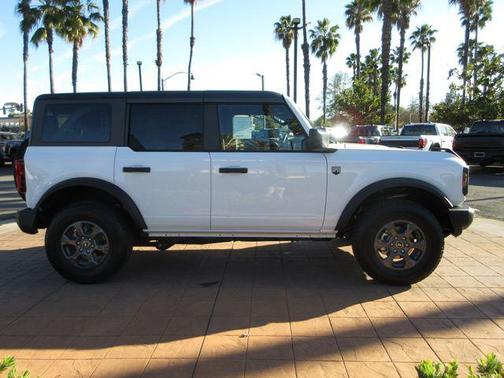 Oxford White 2026 Ford Bronco Big Bend