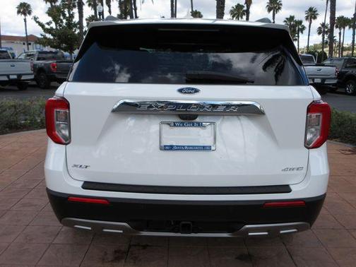 Star White Metallic Tri-Coat 2023 Ford Explorer XLT