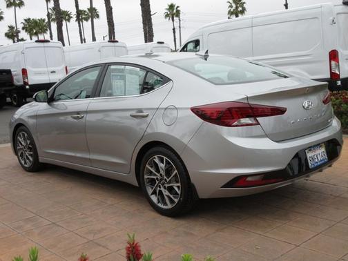 2020 Hyundai ELANTRA LIMITED