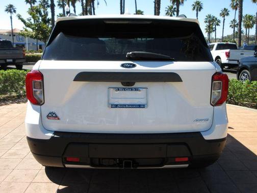 Star White Metallic Tri-Coat 2023 Ford Explorer Timberline
