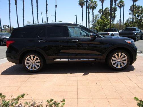 Agate Black Metallic 2023 Ford Explorer Limited