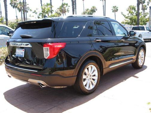 Agate Black Metallic 2023 Ford Explorer Limited