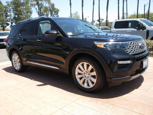 Agate Black Metallic 2023 Ford Explorer Limited