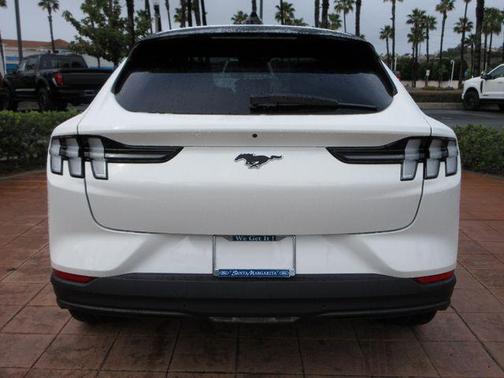 Star White Metallic Tri-Coat 2026 Ford Mustang Mach-E Premium