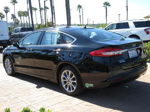 2017 Ford Fusion Energi SE LUXURY