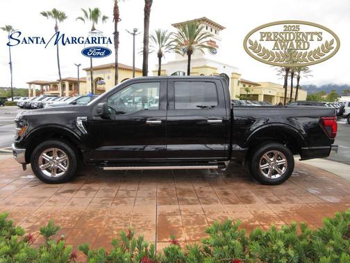 Agate Black Metallic 2025 Ford F-150 XLT
