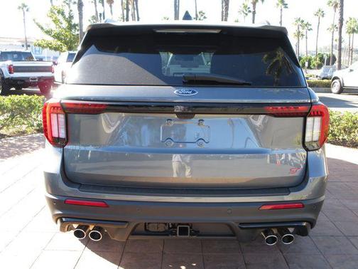 Carbonized Gray Metallic 2026 Ford Explorer ST