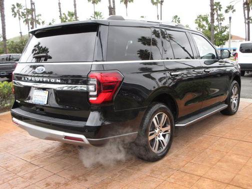 Agate Black Metallic 2022 Ford Expedition Limited