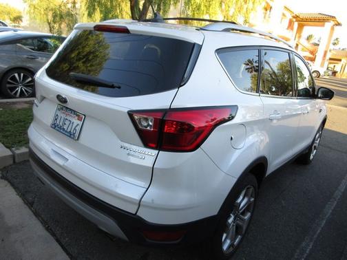 2019 Ford Escape TITANIUM