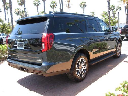 Blue Metallic 2025 Ford Expedition Max Active 4x4
