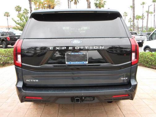 Blue Metallic 2025 Ford Expedition Max Active 4x4