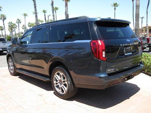 Blue Metallic 2025 Ford Expedition Max Active 4x4