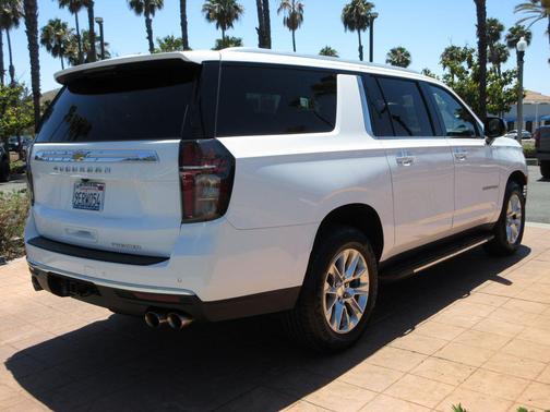 Summit White 2023 Chevrolet Suburban Premier