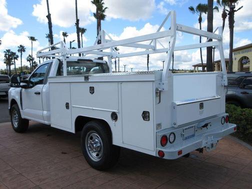Oxford White 2026 Ford F-350 XL