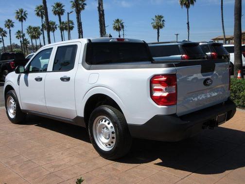 Space White Metallic 2026 Ford Maverick XL