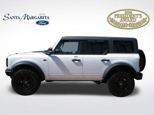 Oxford White 2022 Ford Bronco Wildtrak