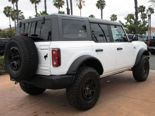 Oxford White 2022 Ford Bronco Wildtrak