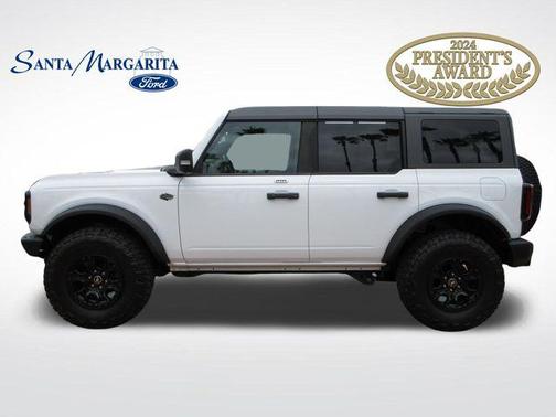 Oxford White 2022 Ford Bronco Wildtrak