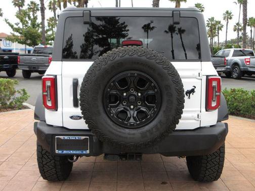 Oxford White 2022 Ford Bronco Wildtrak