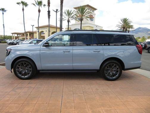 Glacier Gray Metallic Tri-Coat 2026 Ford Expedition Max Platinum