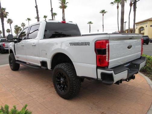 Avalanche 2025 Ford F-250 Lariat