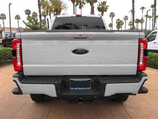Avalanche 2025 Ford F-250 Lariat