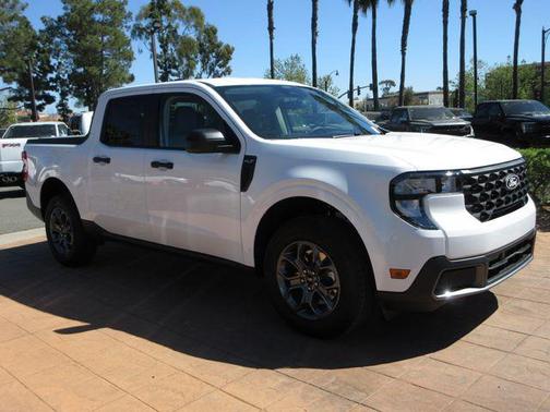 Oxford White 2026 Ford Maverick XLT
