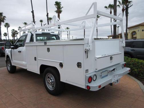Oxford White 2026 Ford F-350 XL