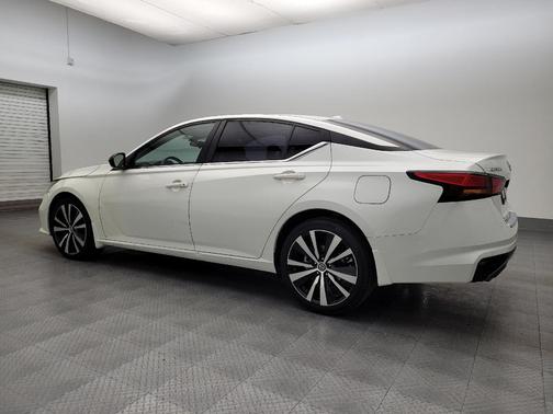 2022 Nissan Altima SR Intelligent AWD