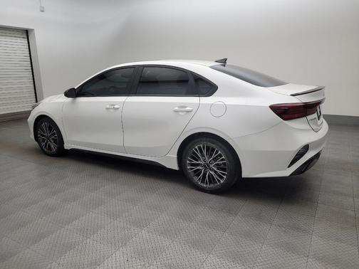 Snow White Pearl 2023 Kia Forte GT-Line