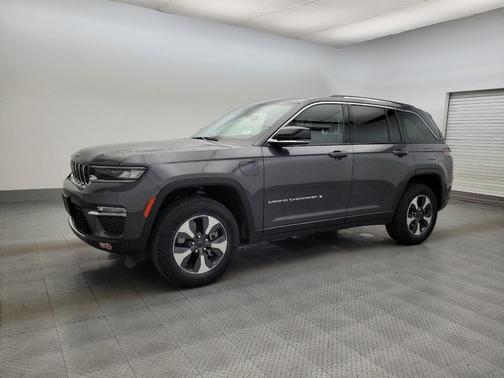 Baltic Gray Metallic Clearcoat 2022 Jeep Grand Cherokee 4xe Base